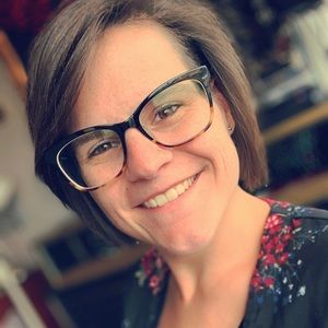 Meet your Posher, Nicole